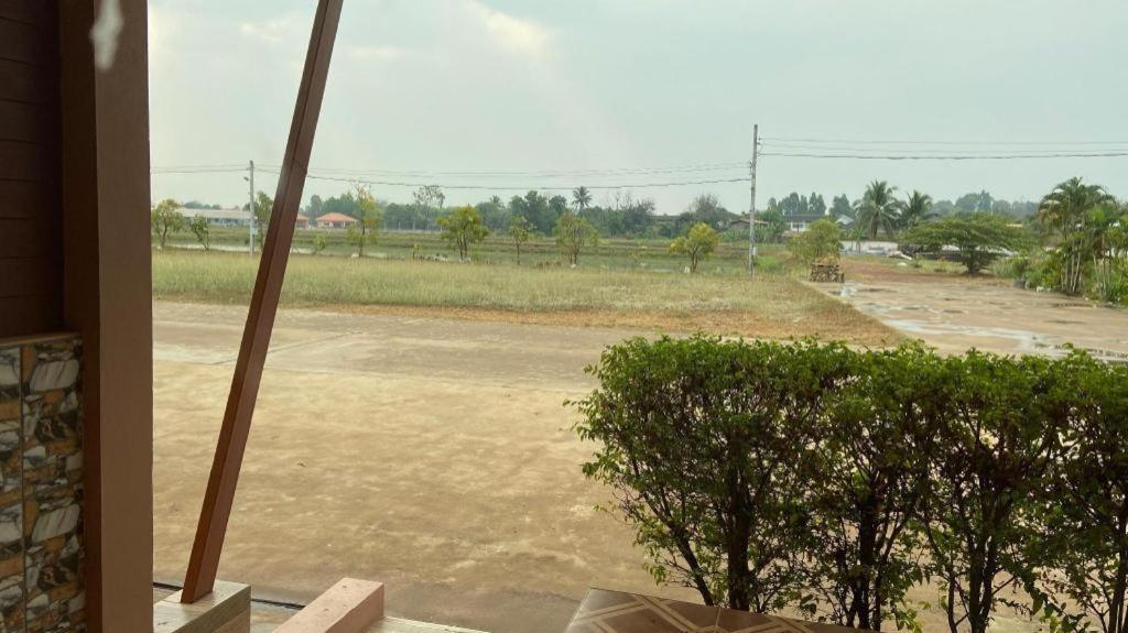 Prakaithong Hotel Amphoe Sawang Daen Din Exterior photo