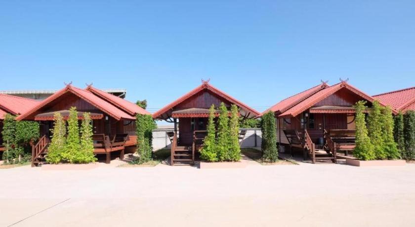 Prakaithong Hotel Amphoe Sawang Daen Din Exterior photo